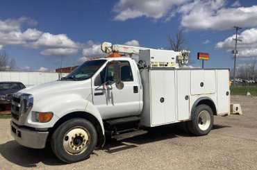 2005 Ford F-650 Service Truck