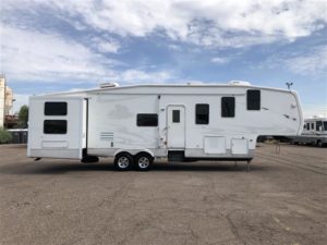 2007 Cedar Creek Silverback 35L4QB