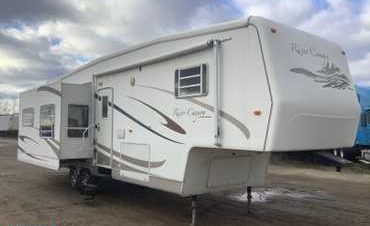 2005 River Canyon Travel Supreme 5th Wheel Fifth Wheel