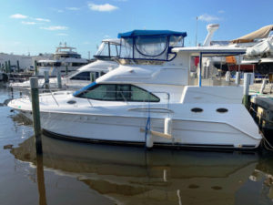 37′ – 1999 Sea Ray 370 AC