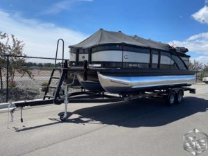 Barletta L23QC Pontoon Boat