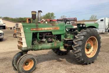 1964 Oliver 1800 Tractor with Hydra-Power Drive