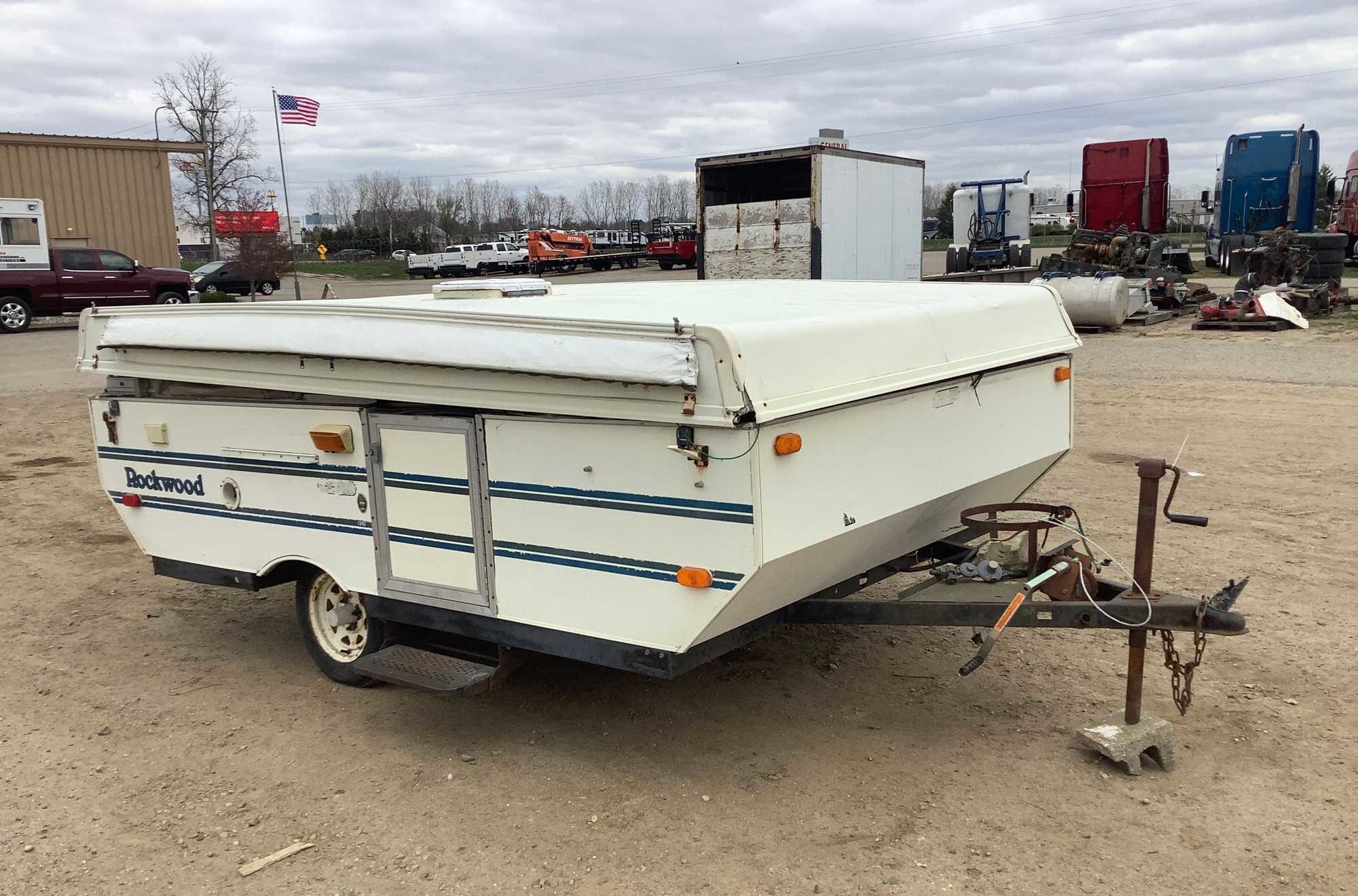 1995 Rockwood 1940 PopUp Camper Repo Finder