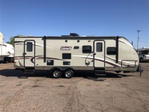 2017 Coleman (by Dutchmen) Light 2855BH