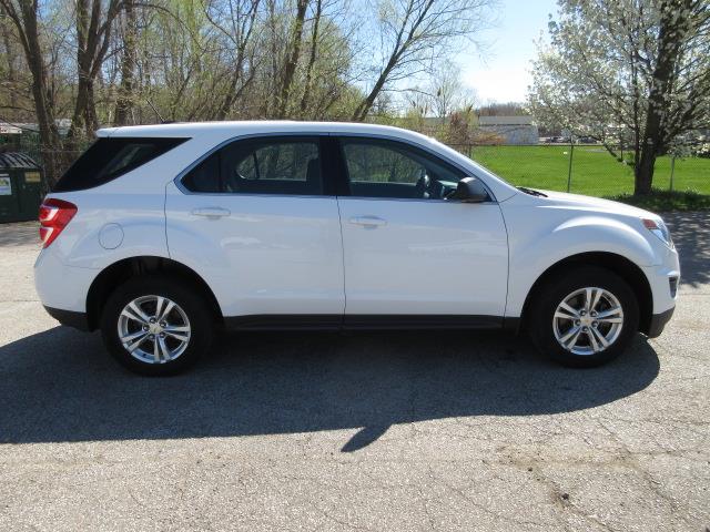 2017 Chevrolet Equinox LS FWD