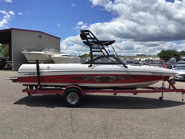 2004 Malibu Wakesetter 21 XTI