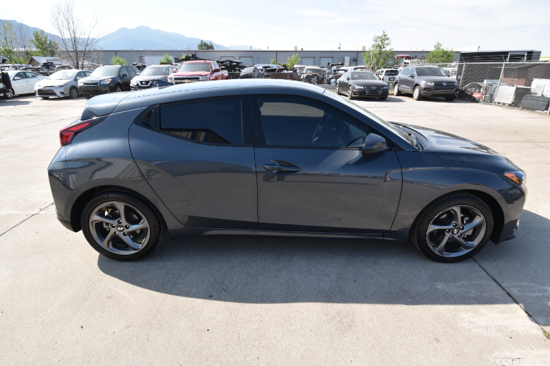 2019 Hyundai Veloster 2.0L