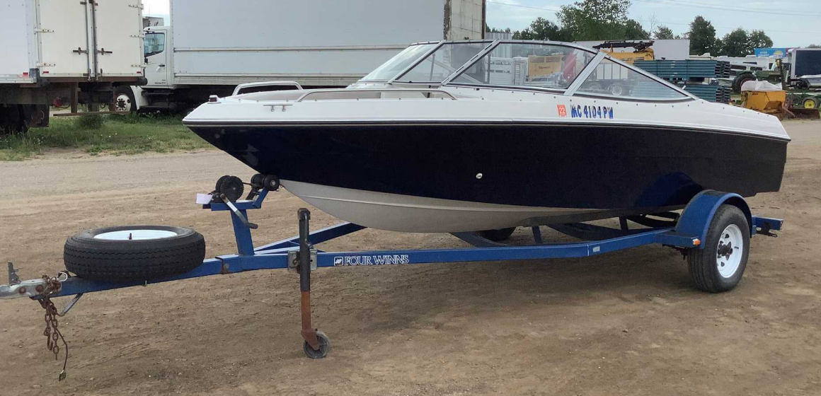 1994 FOUR WINNS Freedom 170