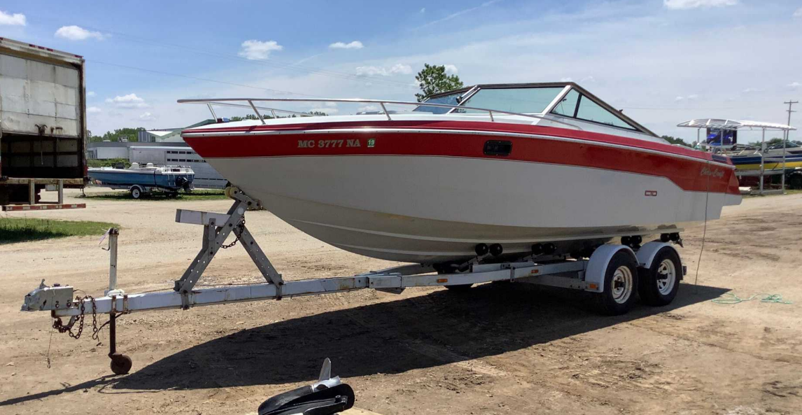 1986 Chris Craft 230 LTD Scorpion