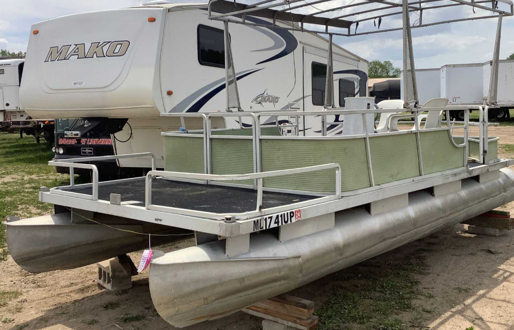 1969 Harris FloteBote 200A Pontoon Repo Finder