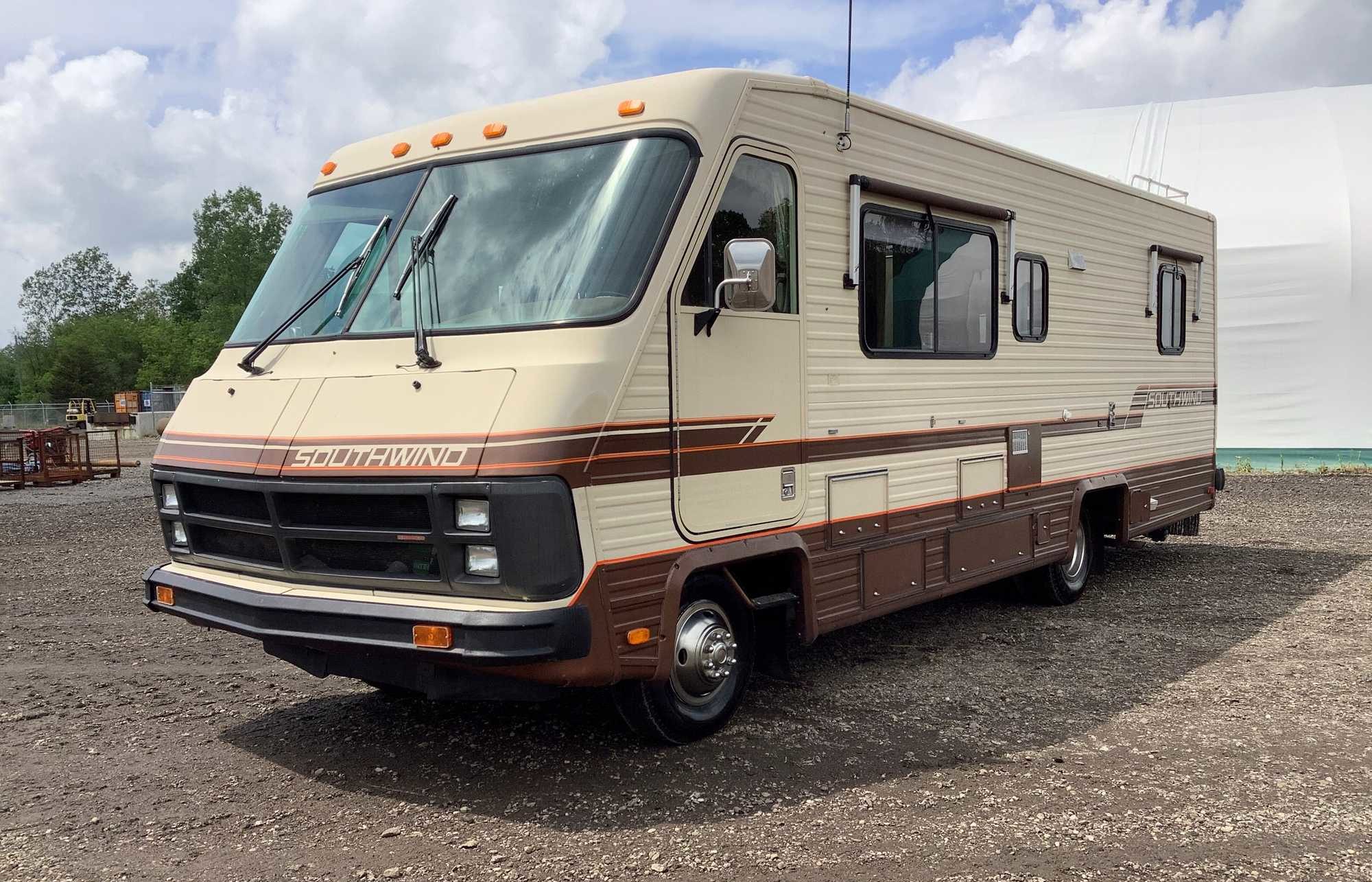 1986 SOUTHWIND H MOTORHOME - Repo Finder