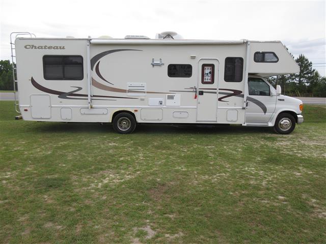 2003 Four Winns Chateau 31P