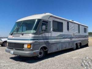1992 Fleetwood Pace Arrow 37J
