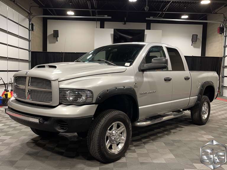 2004 Dodge Ram 2500 SLT