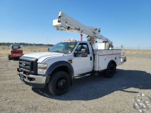 2010 Ford F550 Super Duty XL Boom Truck