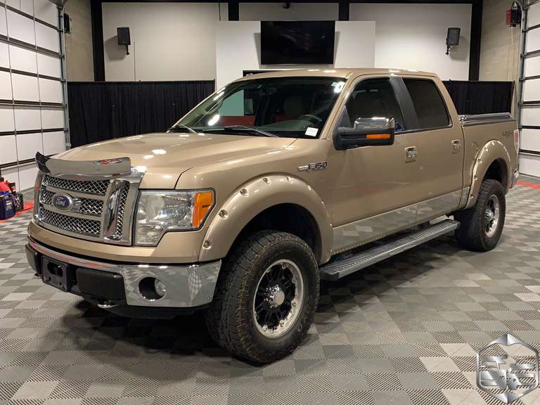 2011 Ford F150 Lariat