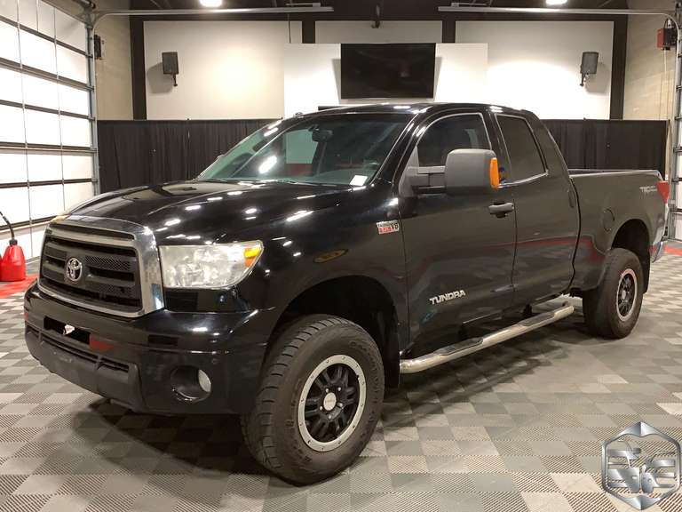 2011 toyota tundra