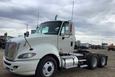 2011 International Pro Star Premium Day Cab Semi