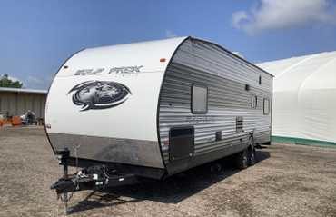 2018 Forest River/ Cherokee Wolf Pack 24PACK14+ Trailer