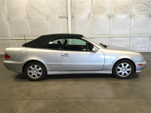 2000 Mercedes CLK 320