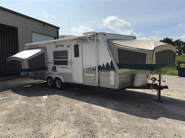 2005  Kodiak Expandale 23TT