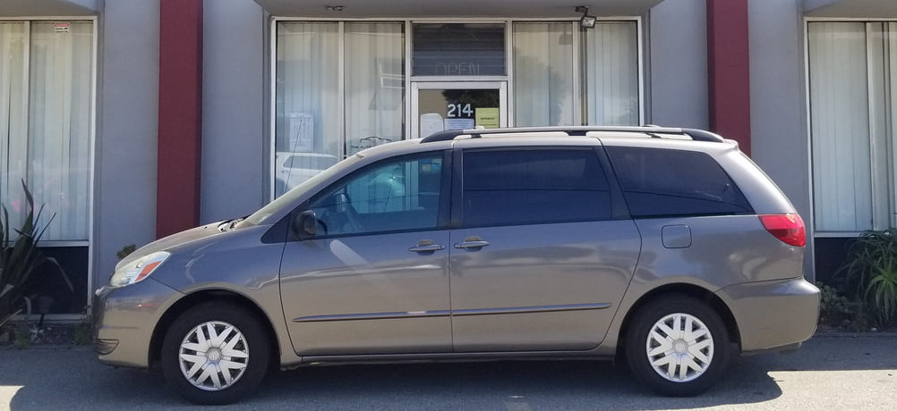 2004 Toyota Sienna LE