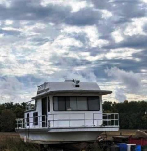 37′ – 2006 Gibson Houseboat 37