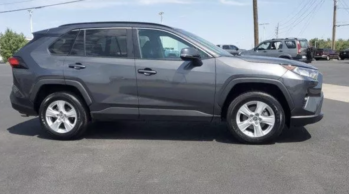 2019 Toyota RAV4 XLE
