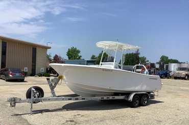 2020 Sportsman Heritage 231 Center Console Boat
