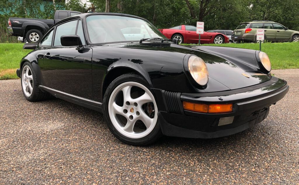 1986 Porsche 911 Carrera Coupe