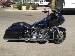 2013 Harley Davidson Road Glide Custom (FLTRX103)