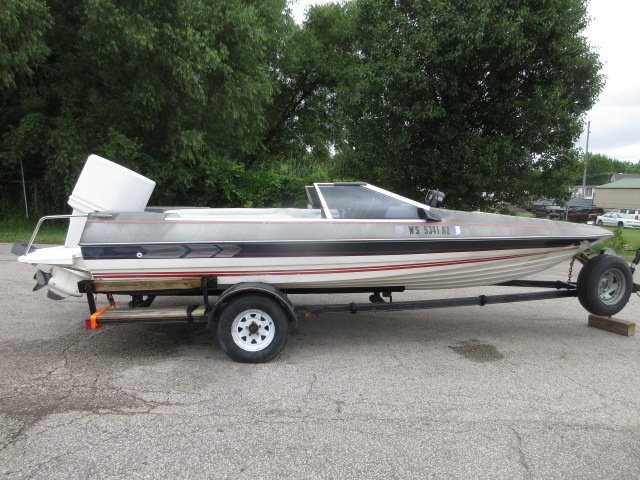 1986 Bayliner Capri