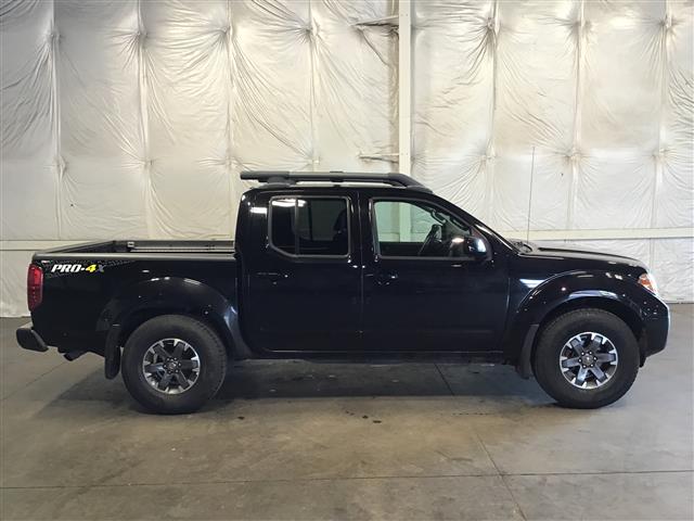 2016 Nissan Frontier PRO-4X Crew Cab 4WD