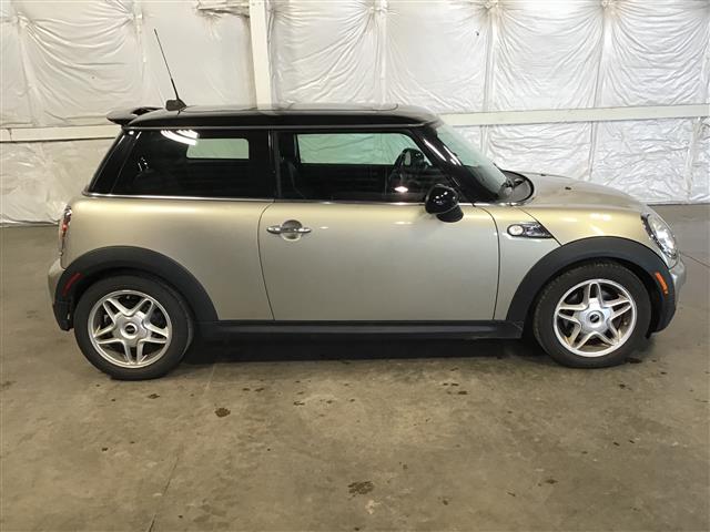 2009 Mini Cooper S FWD