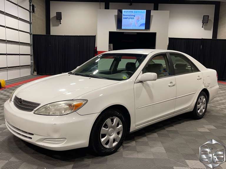 2002 Toyota Camry LE