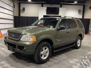 2004 Ford Explorer XLT