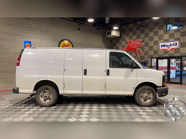 2015 GMC Savana 2500