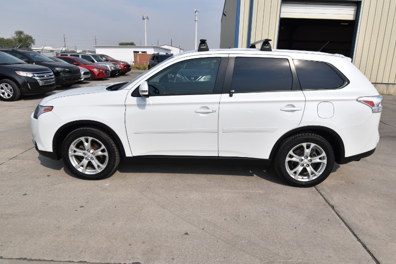 2015 Mitsubishi Outlander SE