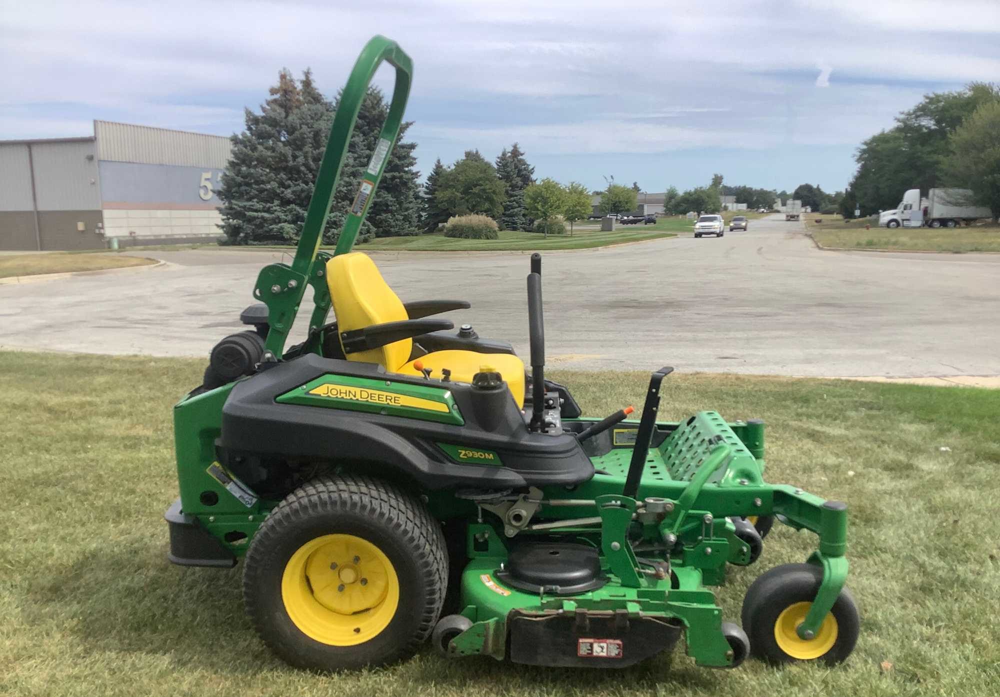 John Deere Z930M commercial hydrostatic zero turn lawn mower Repo Finder