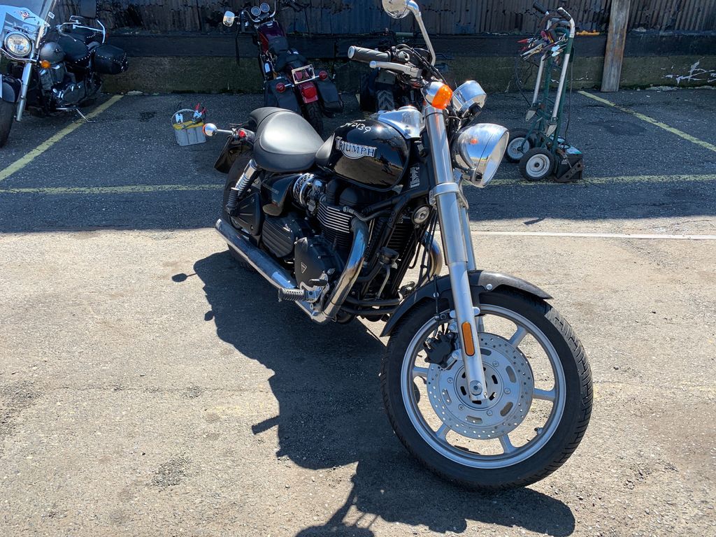 2006 TRIUMPH SPEEDMASTER