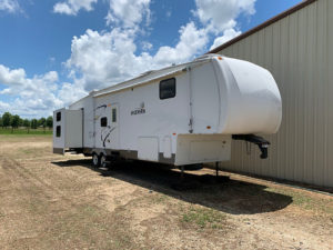 2008 Forest River Sierra T/A Camper Trailer