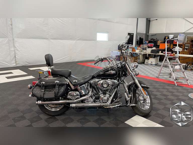 2013 Harley-Davidson FLSTC Heritage Softail Classic Cruiser