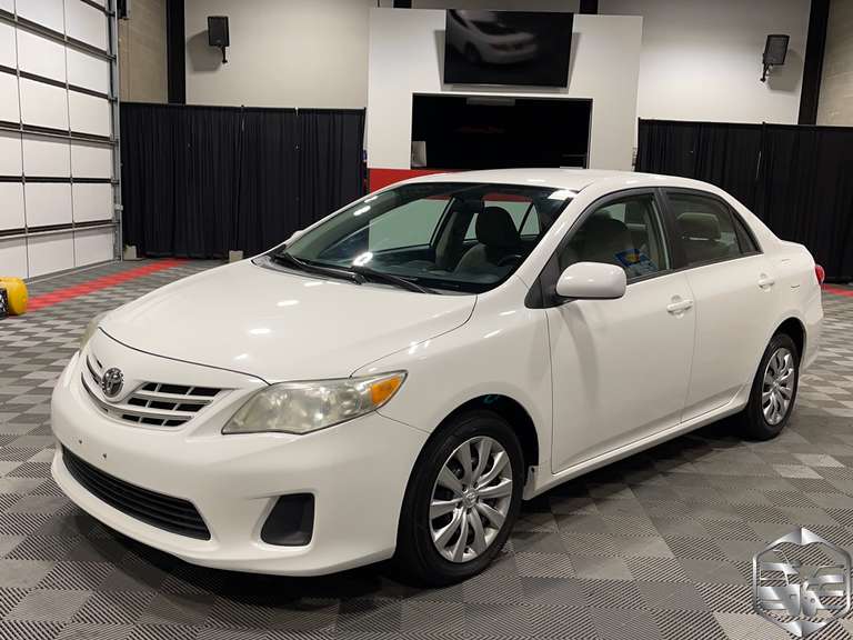 2013 Toyota Corolla LE