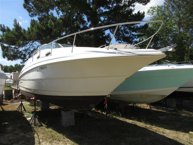 1998 Monterey 262 Cruiser