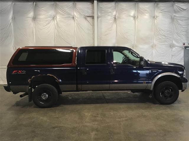 2005 Ford F-250 SD Lariat Crew Cab 4WD