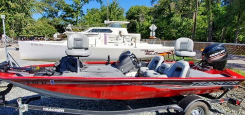 17′ – 2018 Tracker Pro Team 175 TXW
