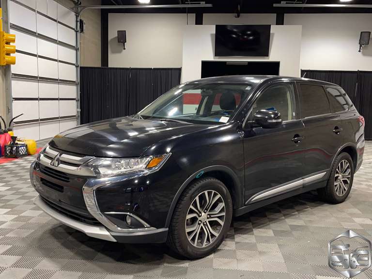 2016 Mitsubishi Outlander SE