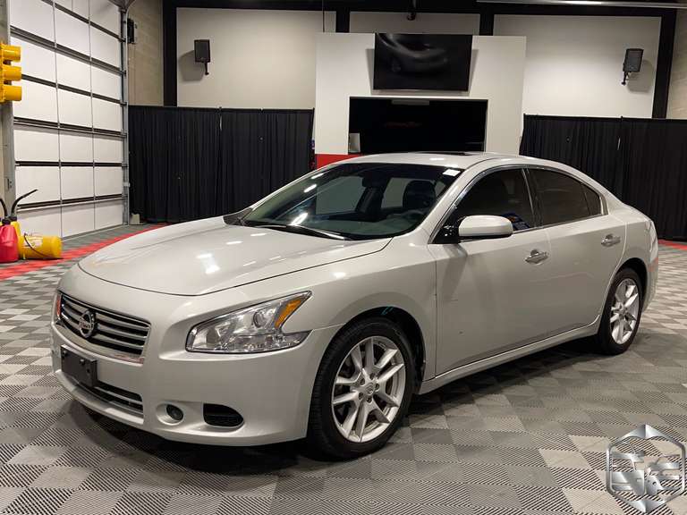 2014 Nissan Maxima SV