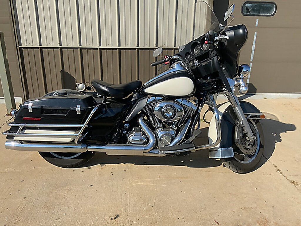 2011 Harley-Davidson FLHTP Electra Glide Police Motorcycle Runs