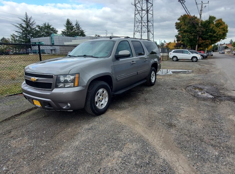2012 Chevrolet Suburban 1500 LT SUV 4D